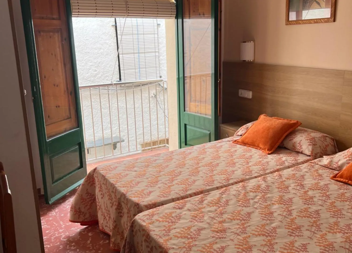 Hotel Hostal Sol I Sombra El Port De La Selva