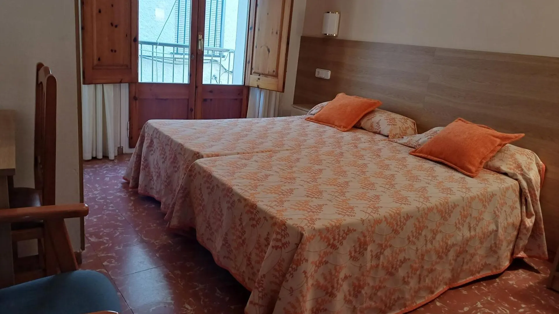 Hostal Sol I Sombra El Port De La Selva Hotel